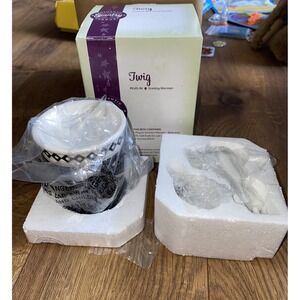 Scentsy Twig Retired Plug-in‎ Wax Warmer New